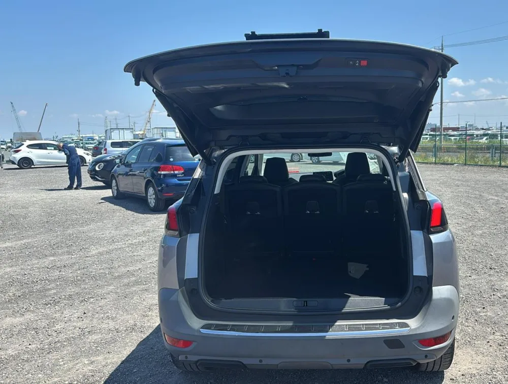 PEUGEOT 5008 CROSSCITY SUNROOF - PRG Motors Ltd