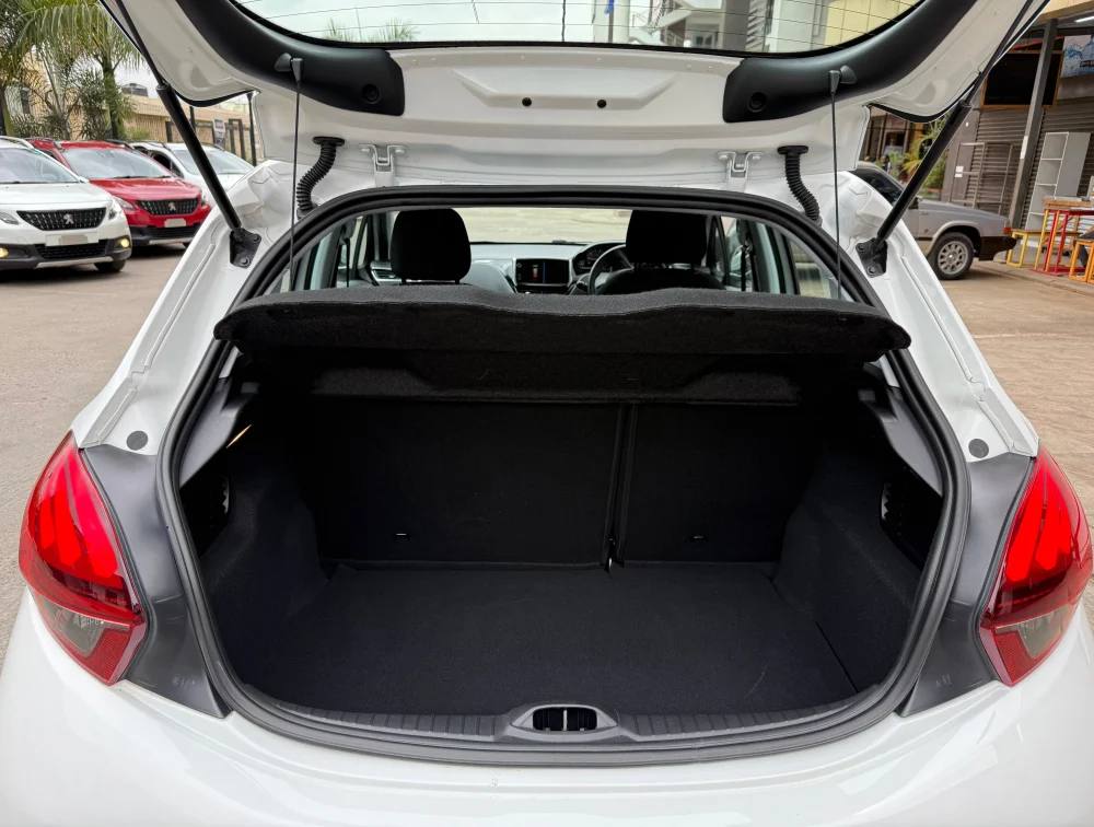 PEUGEOT 208 STYLE - PRG Motors Ltd