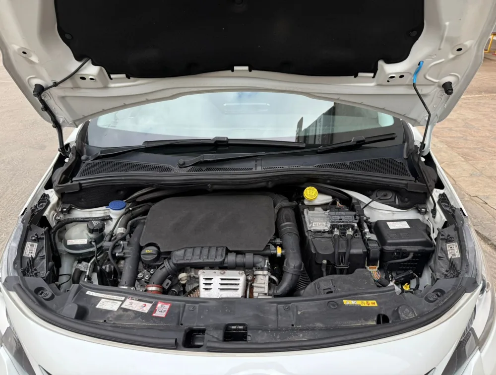 PEUGEOT 2008 GTLINE - PRG Motors Ltd