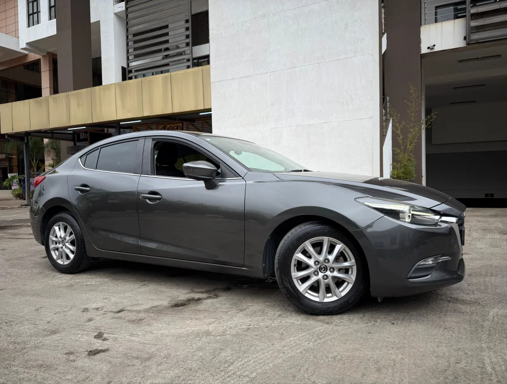 MAZDA AXELA SEDAN