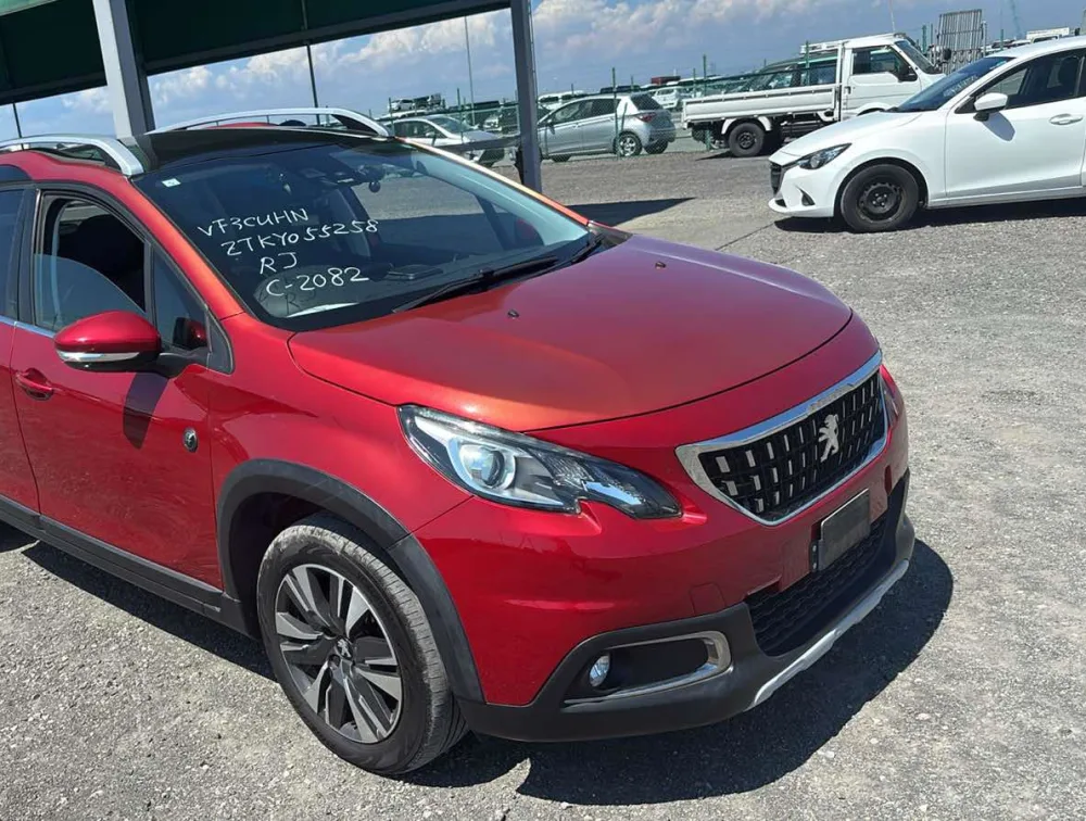 PEUGEOT 2008 CROSSCITY MOONROOF