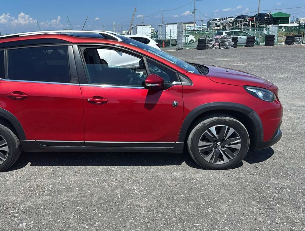PEUGEOT 2008 CROSSCITY MOONROOF - PRG Motors Ltd