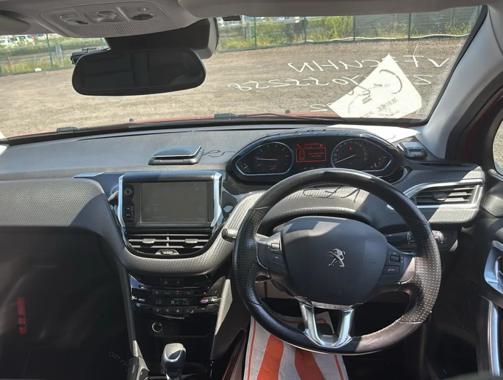 PEUGEOT 2008 CROSSCITY MOONROOF - PRG Motors Ltd