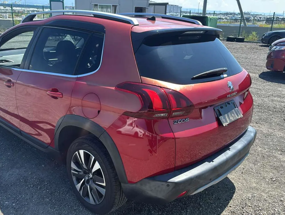 PEUGEOT 2008 CROSSCITY MOONROOF - PRG Motors Ltd