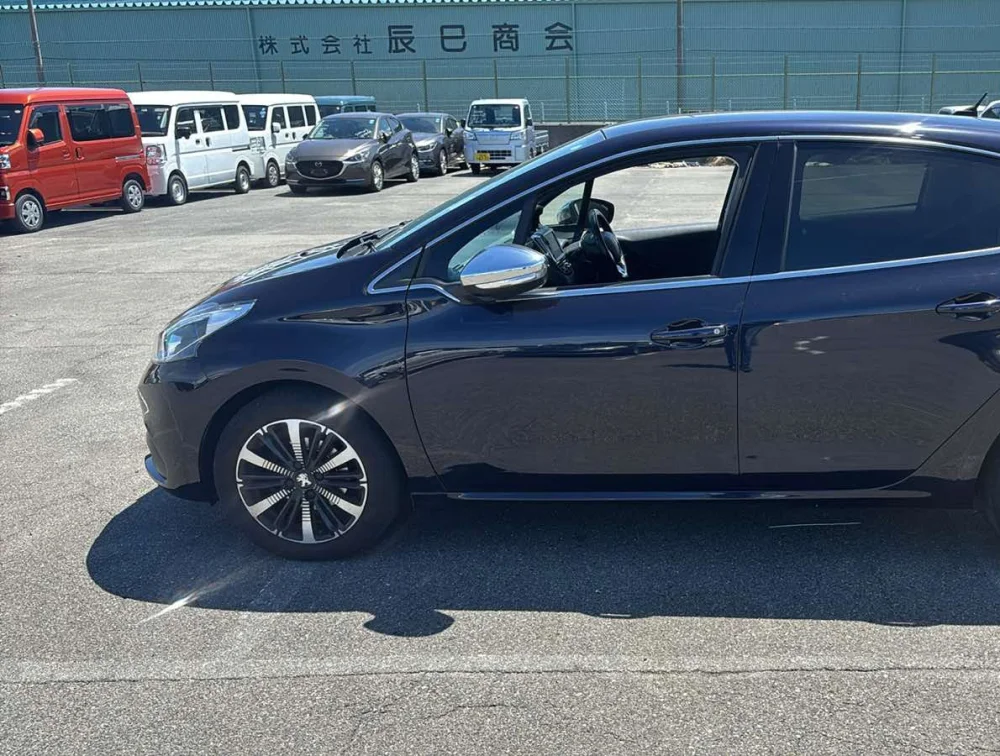 PEUGEOT 208 TECH EDITION - PRG Motors Ltd