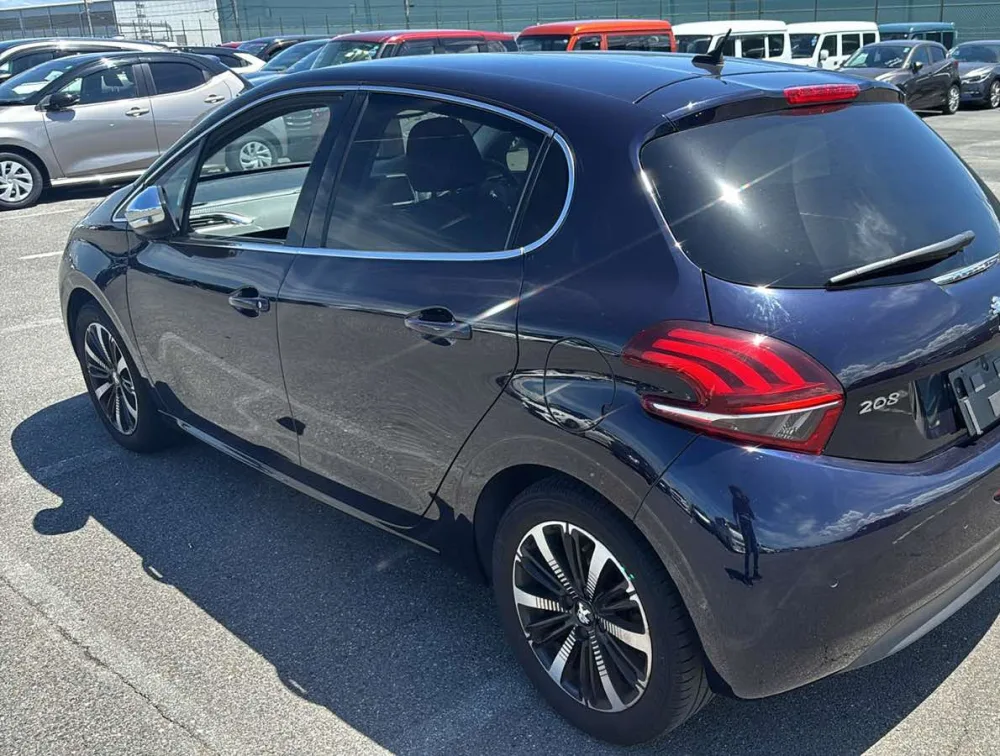 PEUGEOT 208 TECH EDITION - PRG Motors Ltd