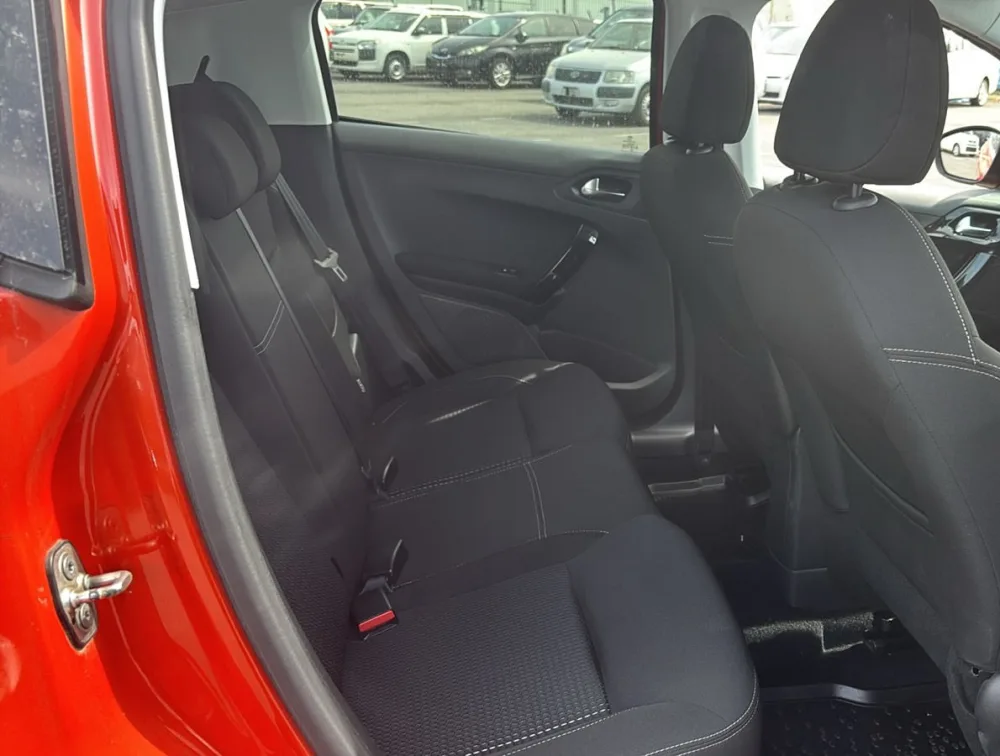 PEUGEOT 208 TECH PACK EDITION - PRG Motors Ltd