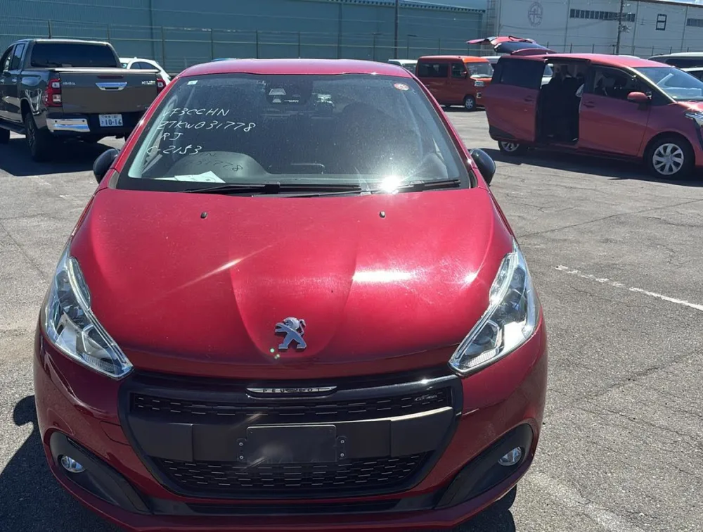 PEUGEOT 208 GTLINE - PRG Motors Ltd