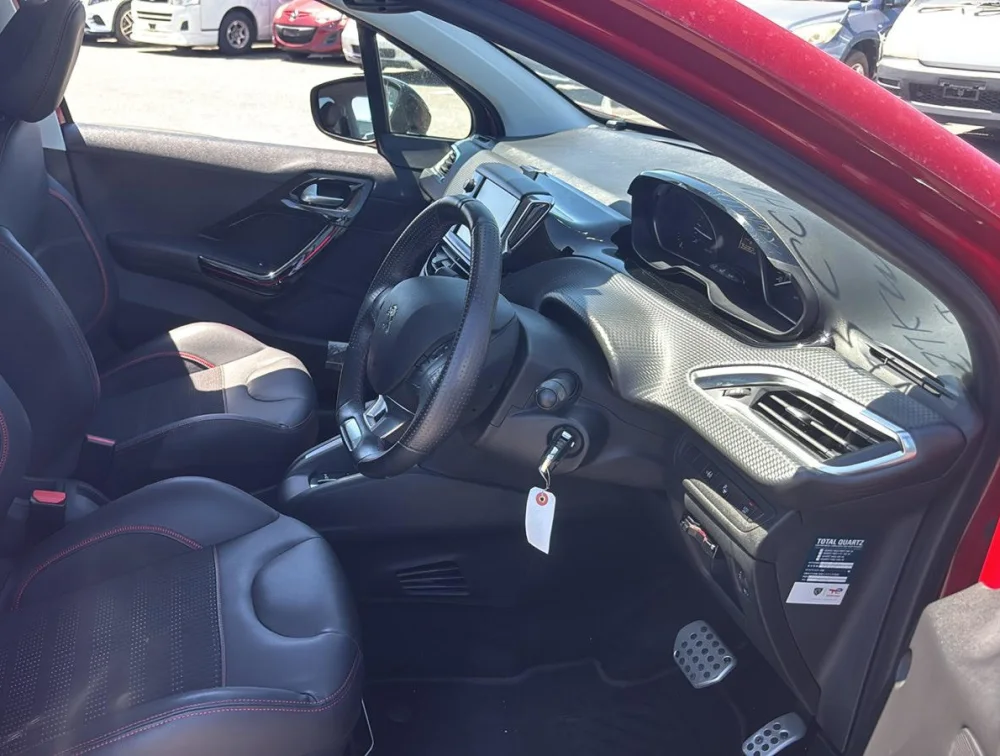 PEUGEOT 208 GTLINE - PRG Motors Ltd