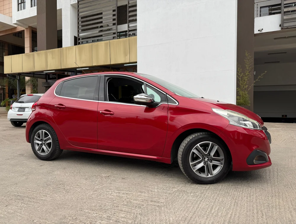 PEUGEOT 208 ALLURE - PRG Motors Ltd