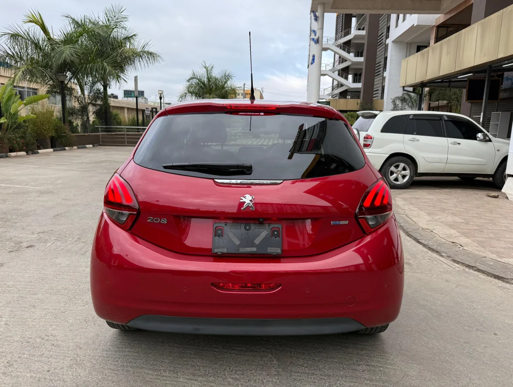 PEUGEOT 208 ALLURE - PRG Motors Ltd