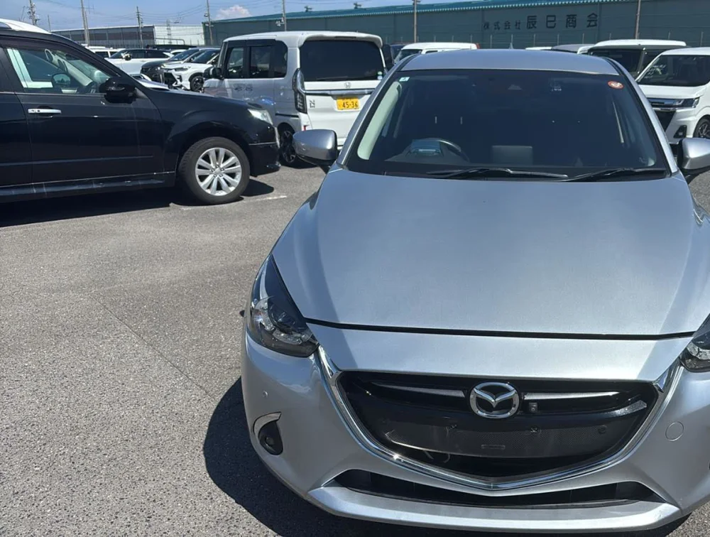 MAZDA DEMIO - PRG Motors Ltd