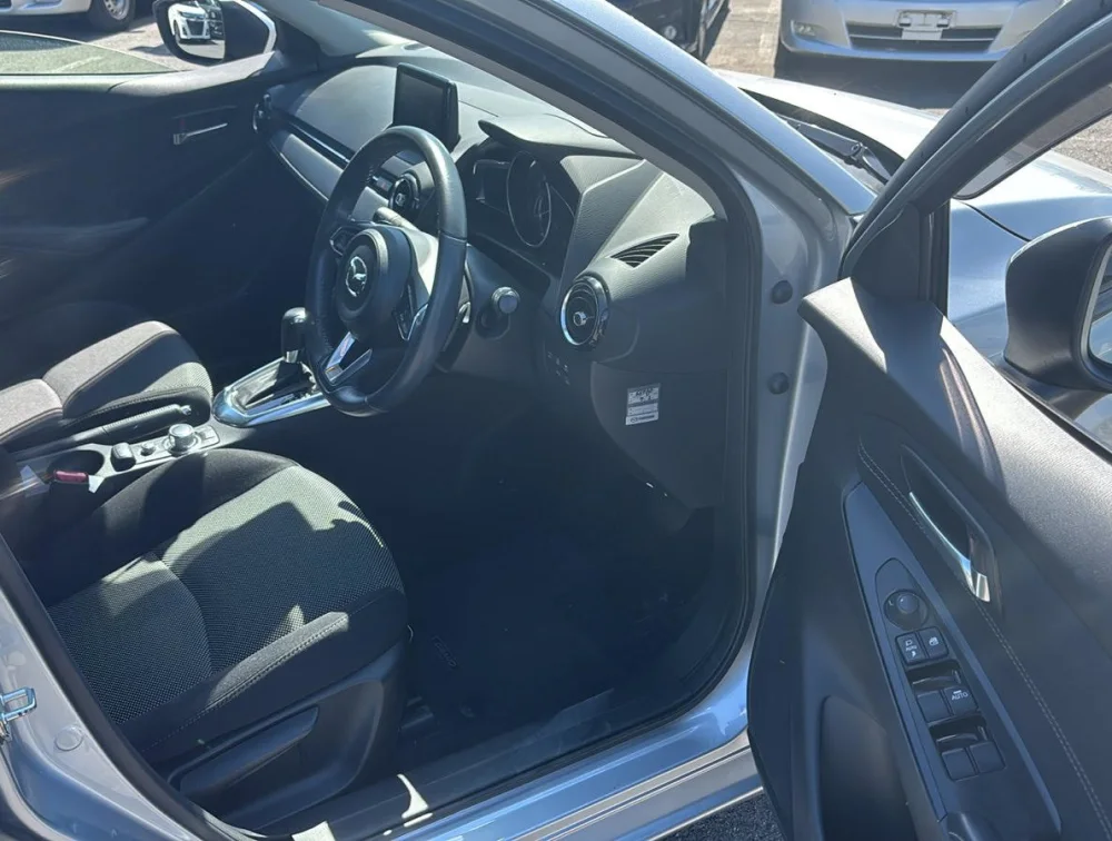 MAZDA DEMIO - PRG Motors Ltd