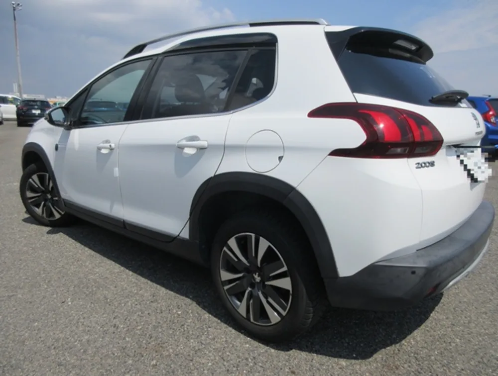 PEUGEOT 2008 CROSSCITY MOONROOF - PRG Motors Ltd