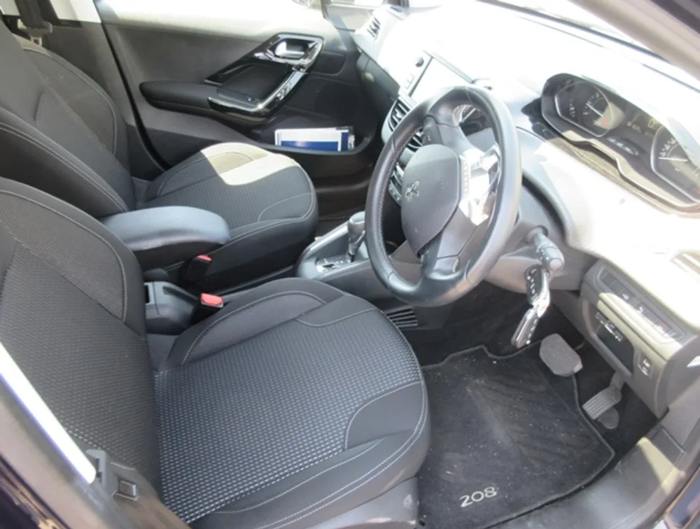 PEUGEOT 208 ALLURE - PRG Motors Ltd