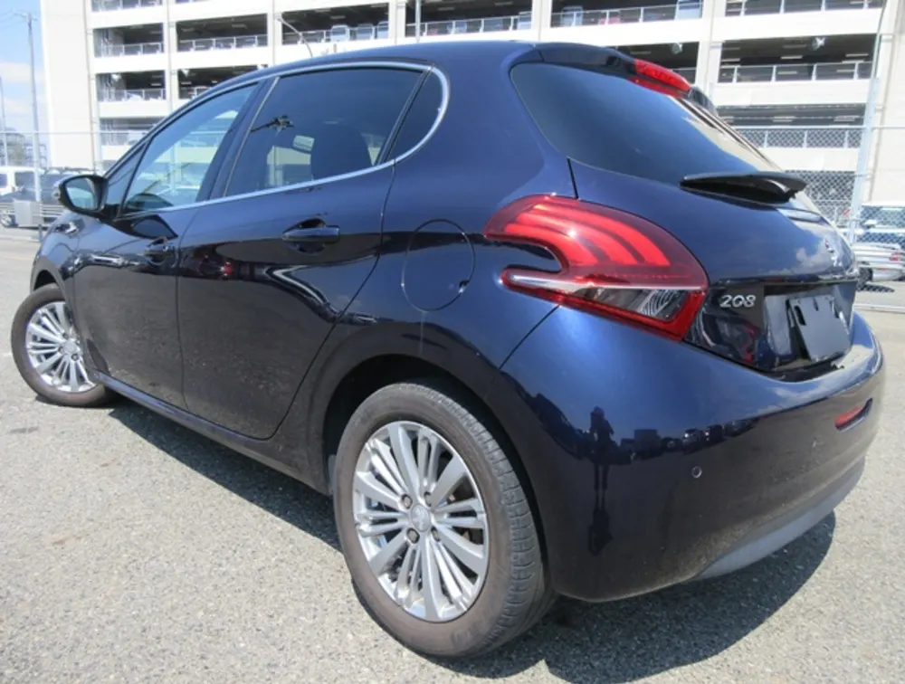 PEUGEOT 208 ALLURE - PRG Motors Ltd
