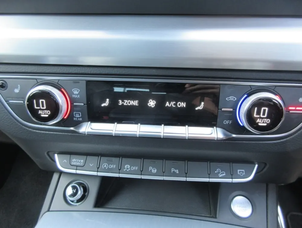 AUDI Q5 SLINE PACKAGE - PRG Motors Ltd