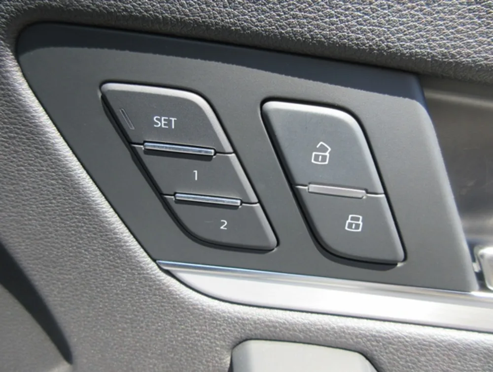 AUDI Q5 SLINE PACKAGE - PRG Motors Ltd