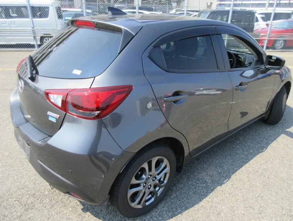 MAZDA DEMIO - PRG Motors Ltd