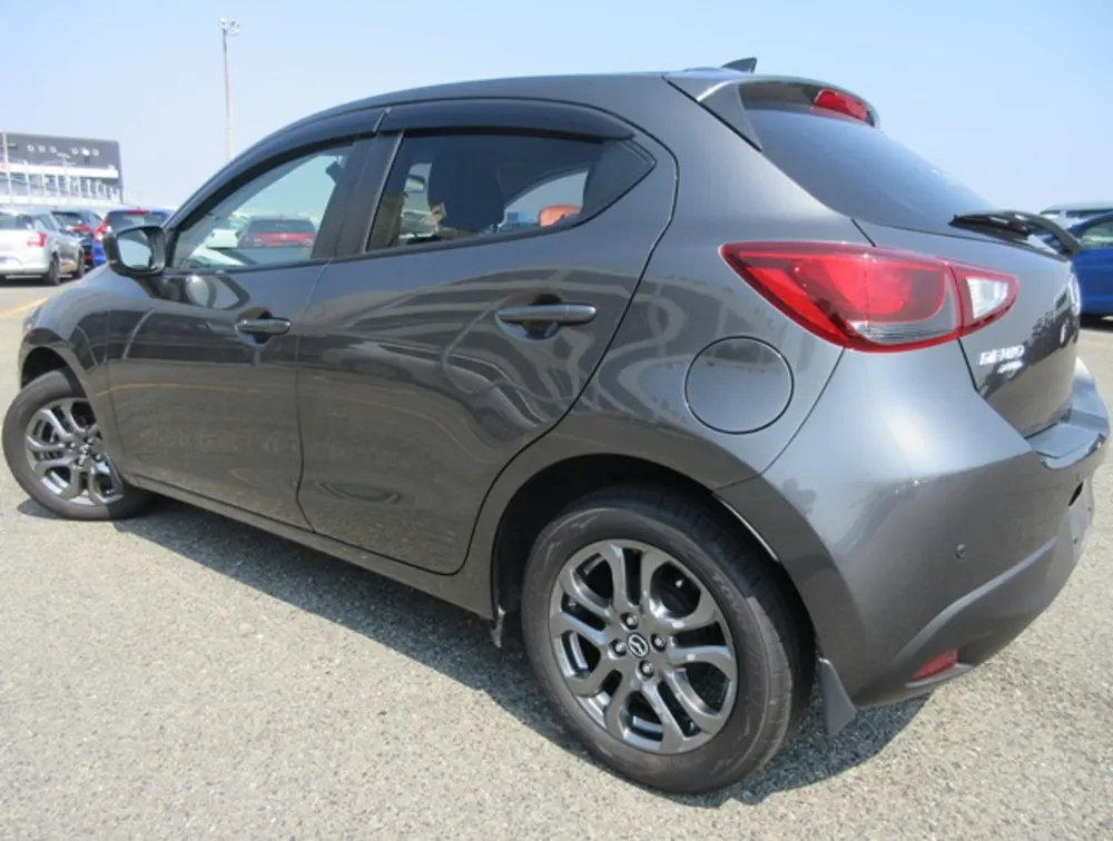 MAZDA DEMIO - PRG Motors Ltd