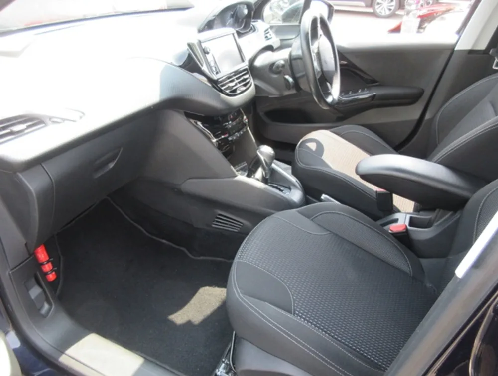 PEUGEOT 208 ALLURE FUN EDITION - PRG Motors Ltd