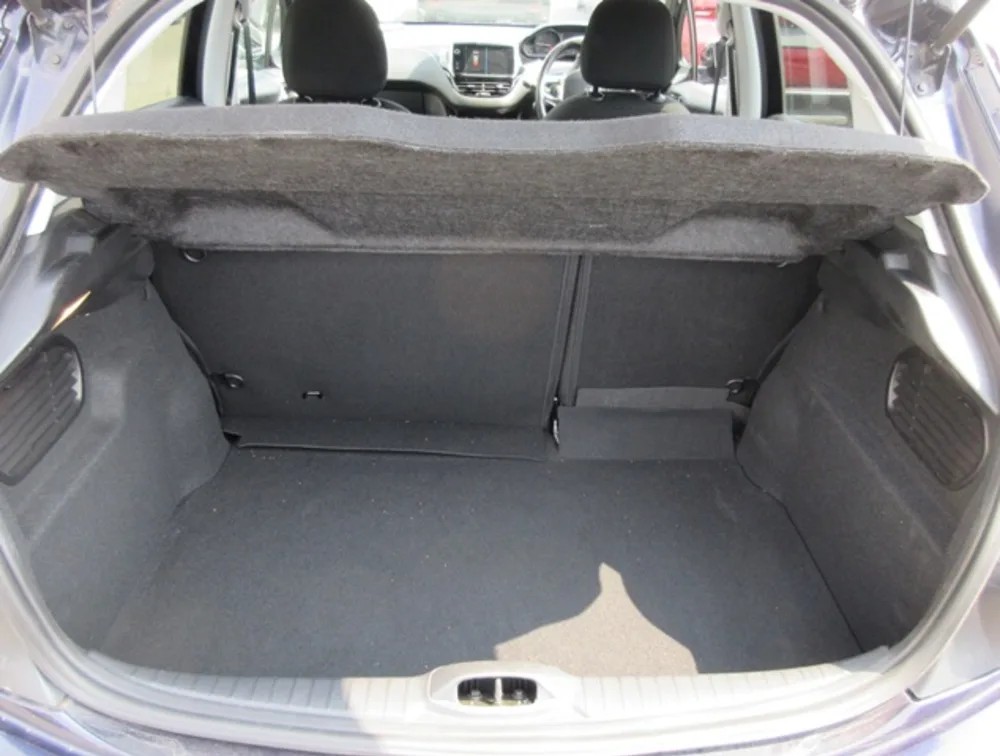 PEUGEOT 208 ALLURE FUN EDITION - PRG Motors Ltd