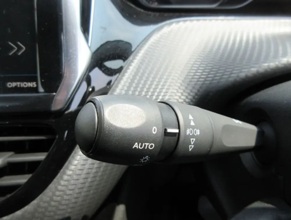 PEUGEOT 208 ALLURE FUN EDITION - PRG Motors Ltd