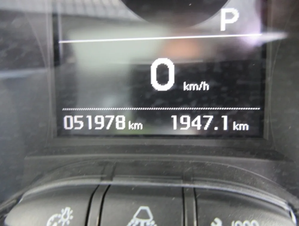 PEUGEOT 2008 ALLURE MOONROOF - PRG Motors Ltd