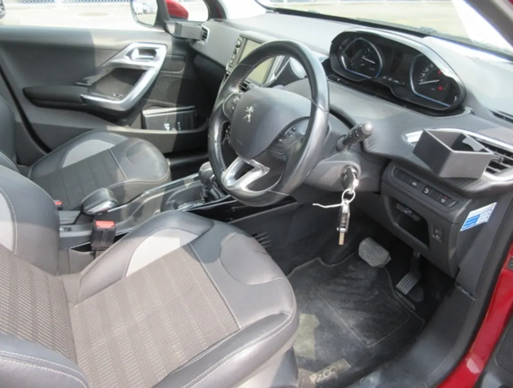 PEUGEOT 2008 ALLURE MOONROOF - PRG Motors Ltd