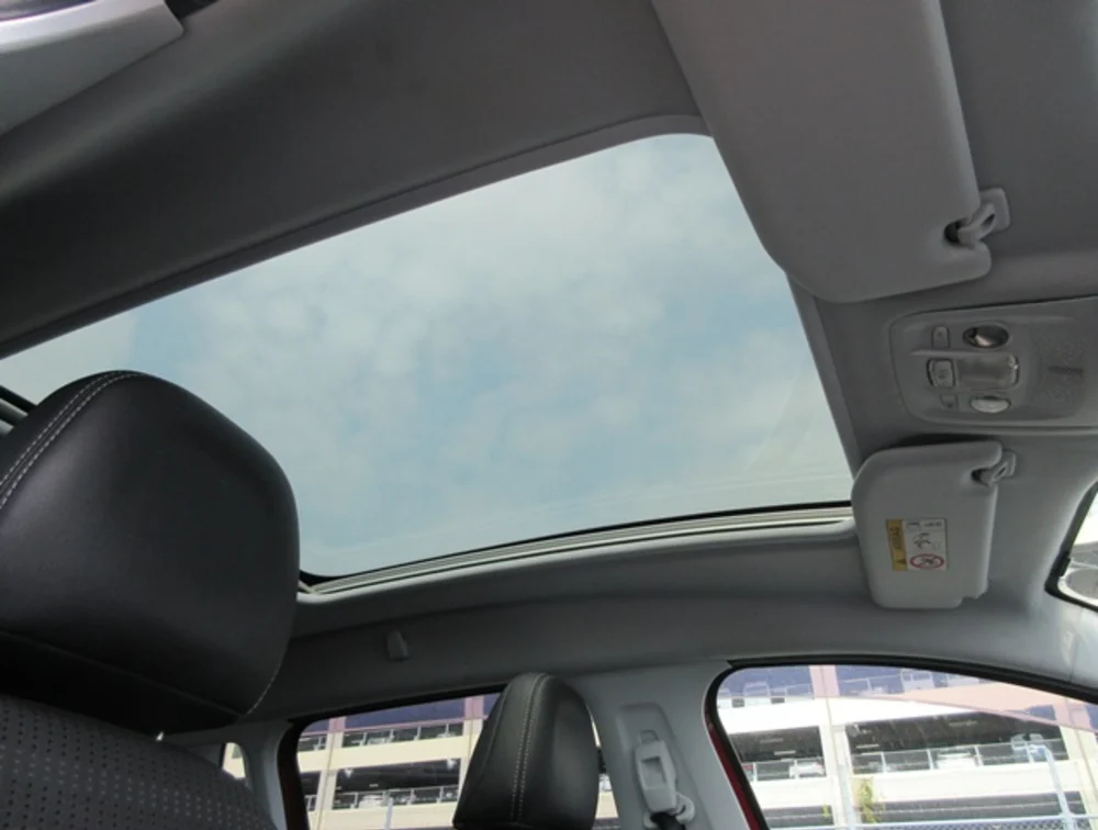 PEUGEOT 2008 ALLURE MOONROOF - PRG Motors Ltd