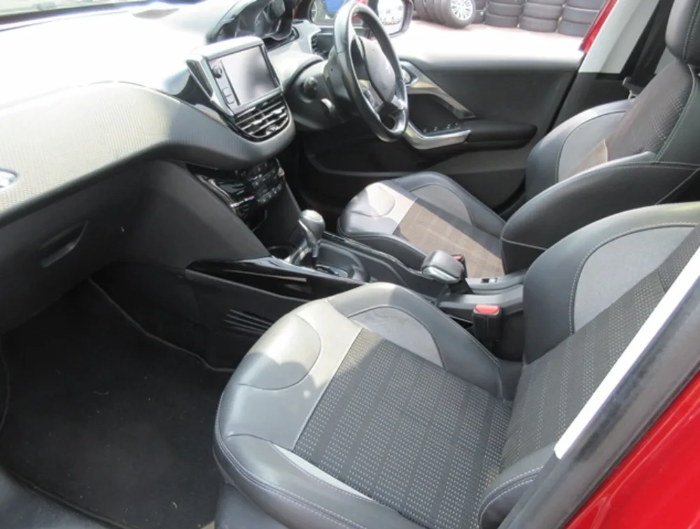 PEUGEOT 2008 ALLURE MOONROOF - PRG Motors Ltd