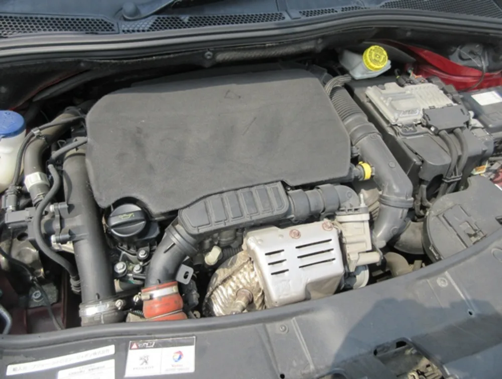 PEUGEOT 2008 ALLURE MOONROOF - PRG Motors Ltd