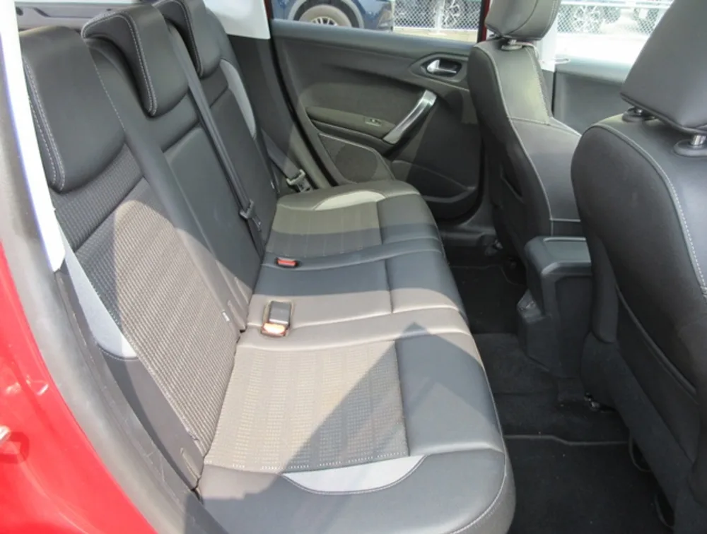 PEUGEOT 2008 ALLURE MOONROOF - PRG Motors Ltd