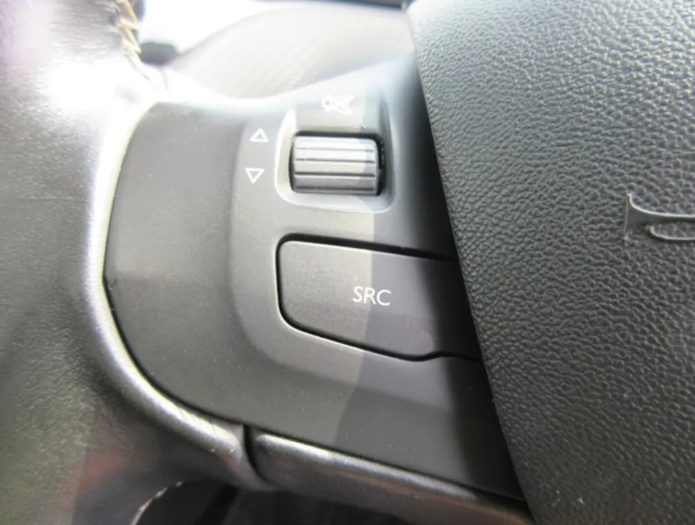 PEUGEOT 2008 ALLURE MOONROOF - PRG Motors Ltd