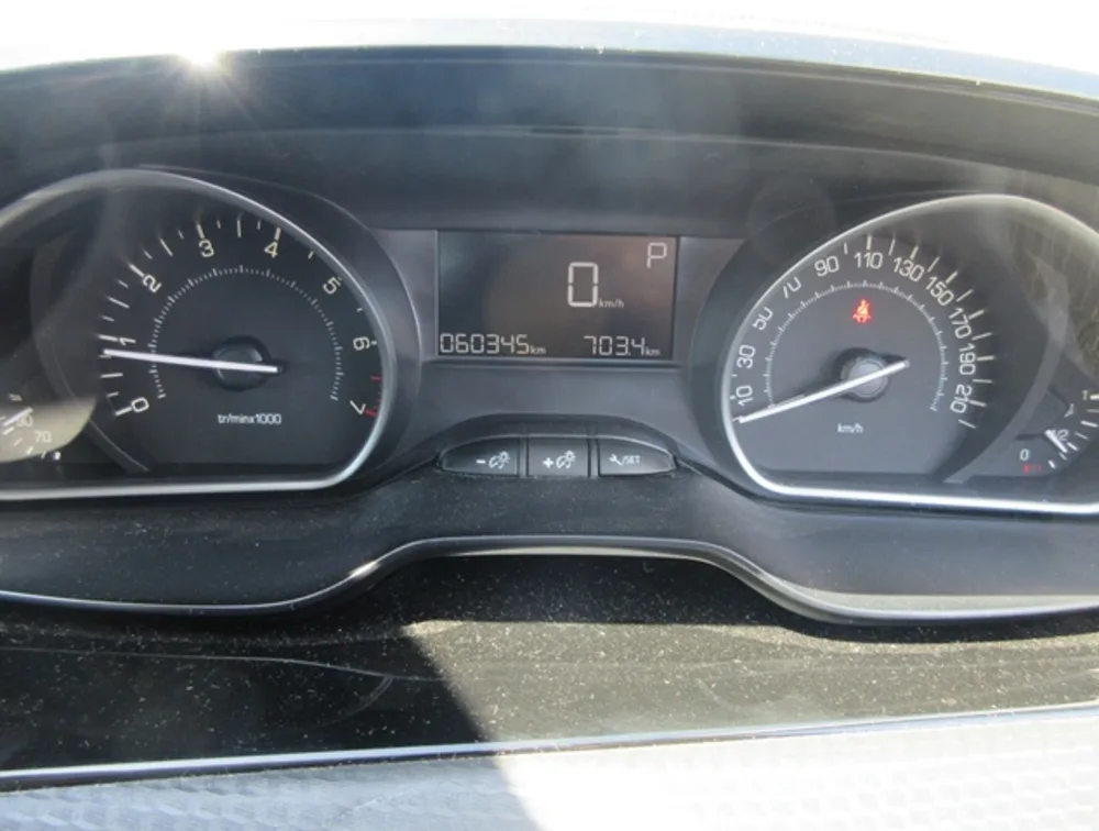 PEUGEOT 208 TECH PACK EDITION - PRG Motors Ltd