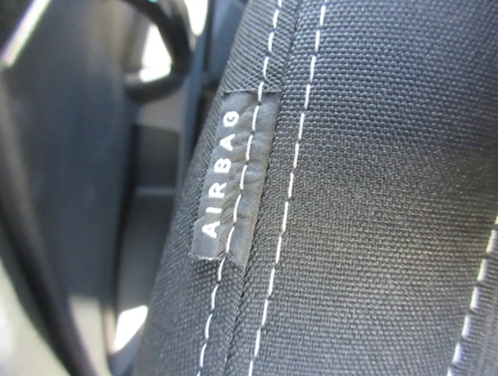 PEUGEOT 208 TECH PACK EDITION - PRG Motors Ltd