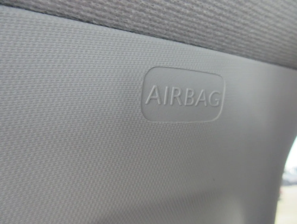 PEUGEOT 208 TECH PACK EDITION - PRG Motors Ltd