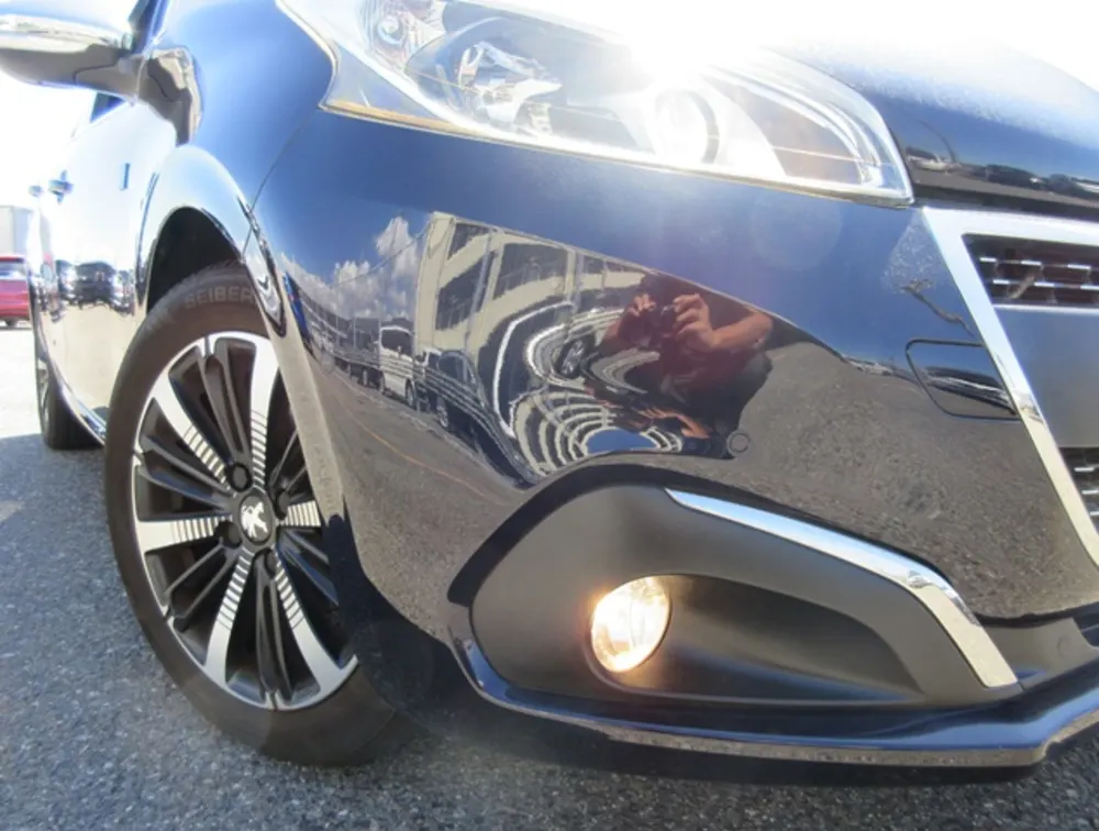PEUGEOT 208 TECH PACK EDITION - PRG Motors Ltd
