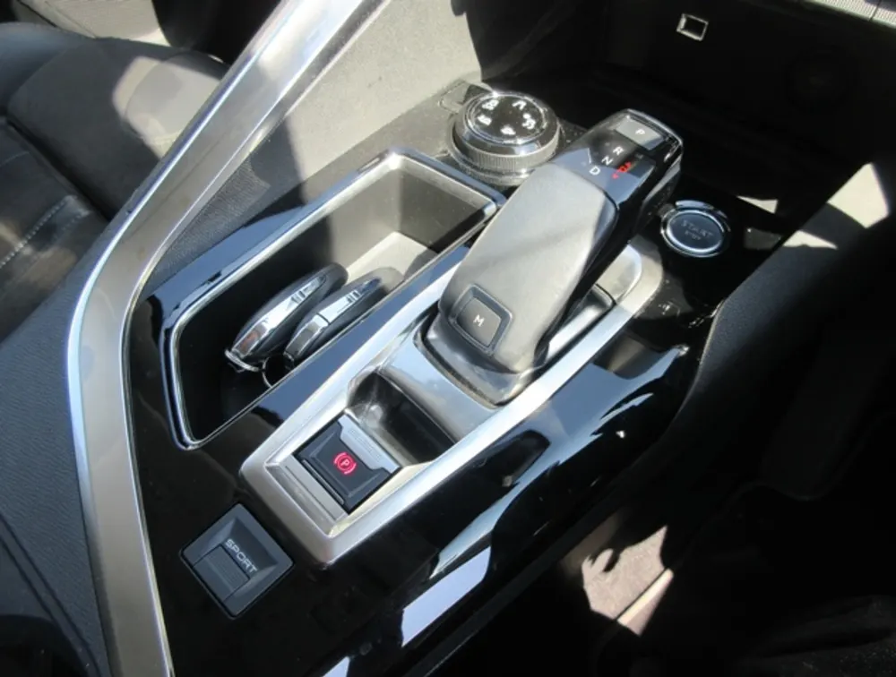 PEUGEOT 3008 CROSSCITY - PRG Motors Ltd