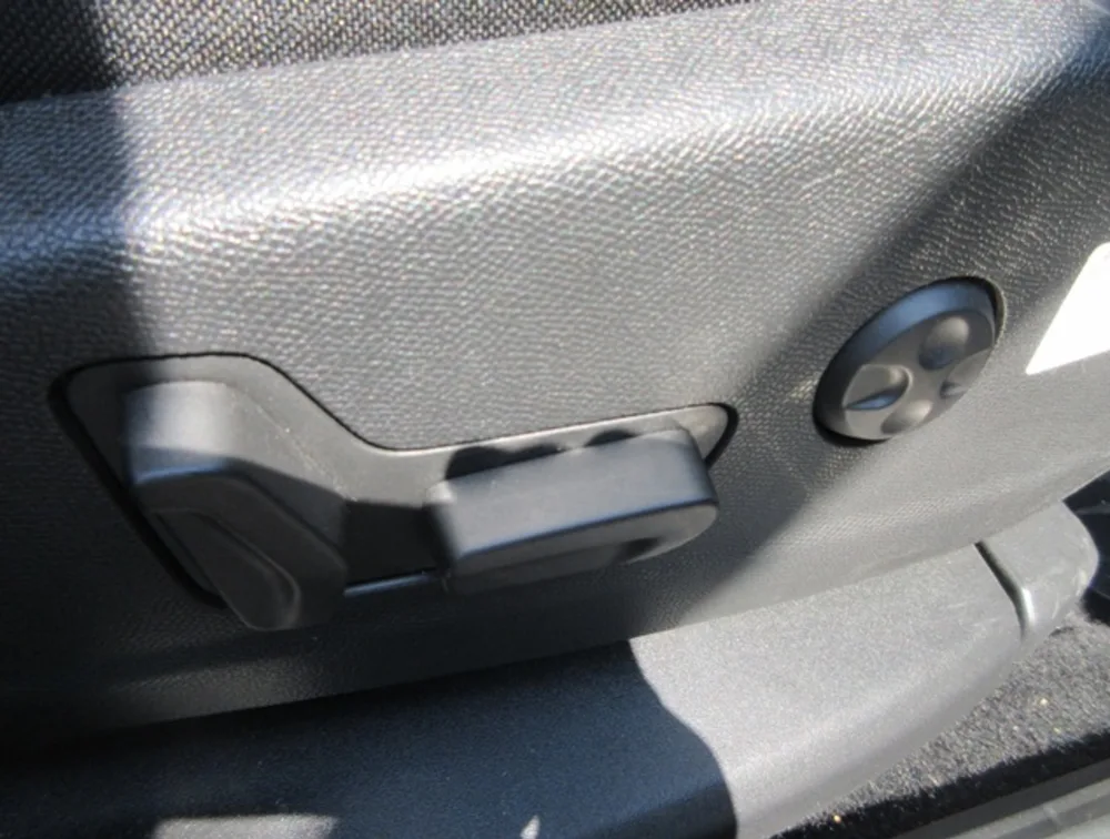 PEUGEOT 3008 CROSSCITY - PRG Motors Ltd