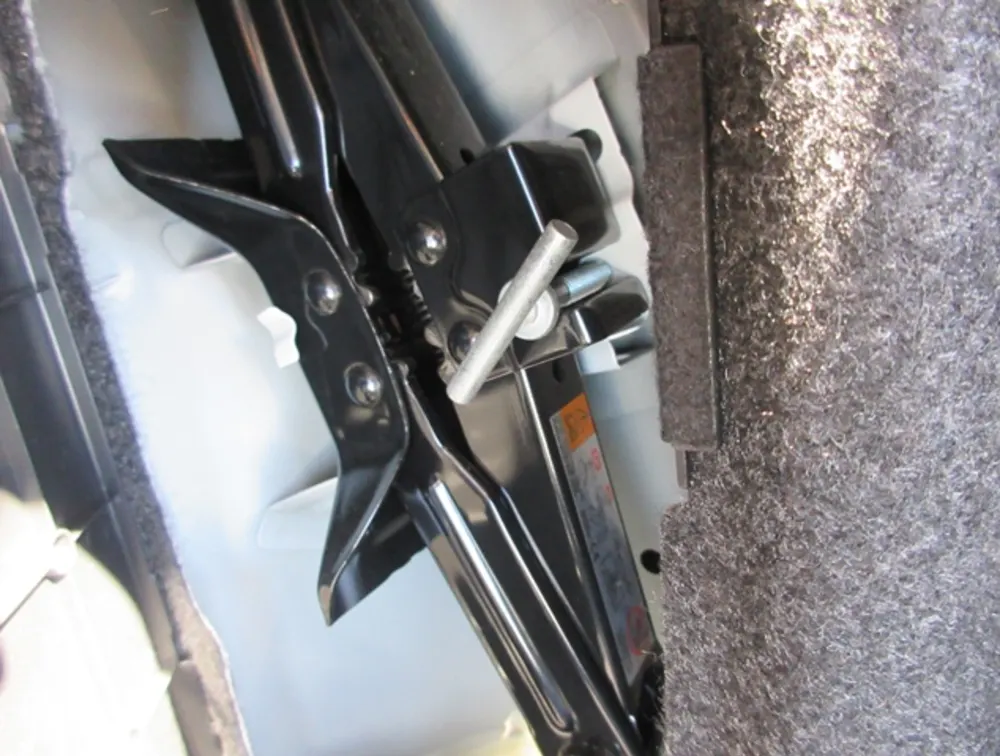 MAZDA AXELA SEDAN - PRG Motors Ltd