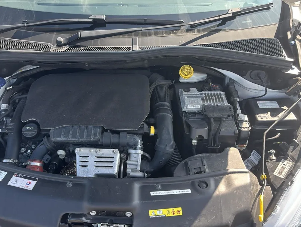 PEUGEOT 208 GTLINE - PRG Motors Ltd