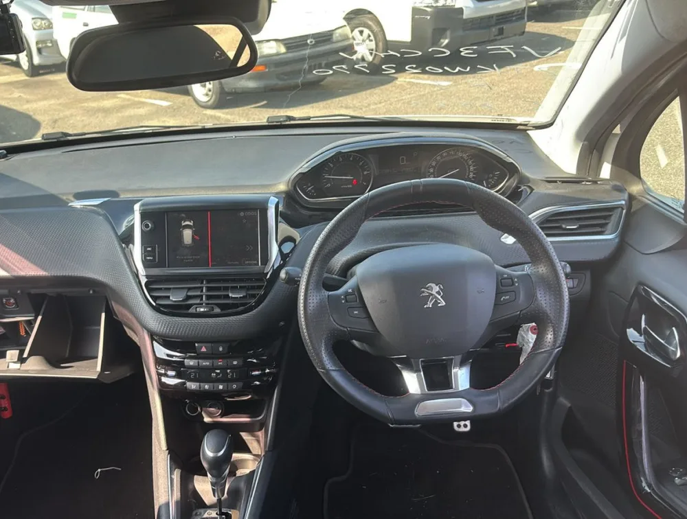 PEUGEOT 208 GTLINE - PRG Motors Ltd
