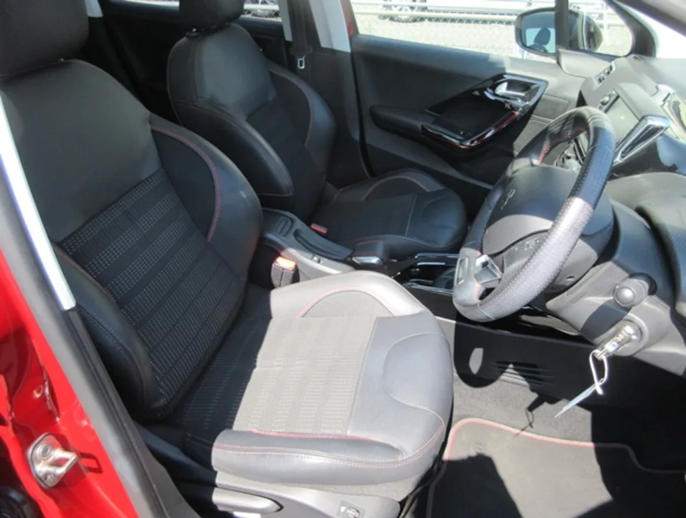 PEUGEOT 2008 GTLINE - PRG Motors Ltd