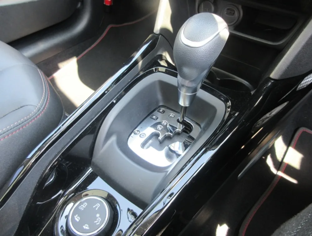 PEUGEOT 2008 GTLINE - PRG Motors Ltd