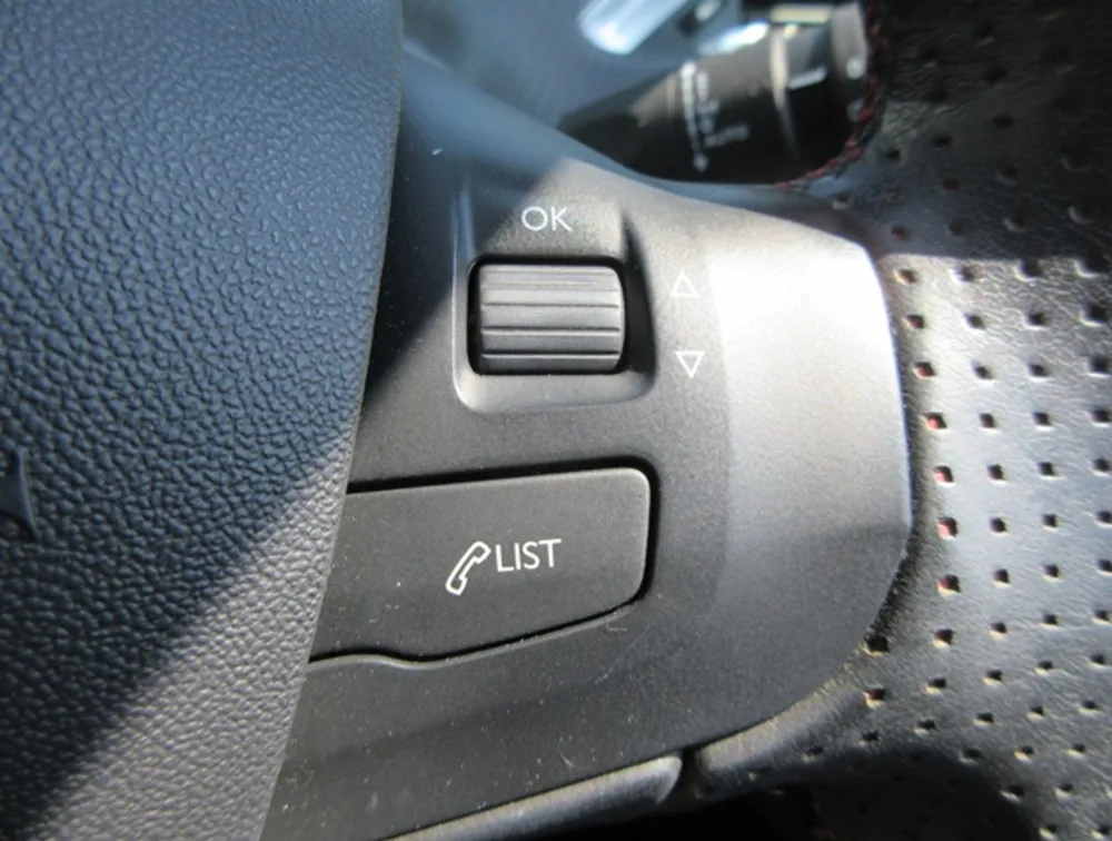 PEUGEOT 2008 GTLINE - PRG Motors Ltd