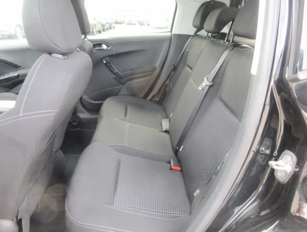 PEUGEOT 208 ALLURE - PRG Motors Ltd