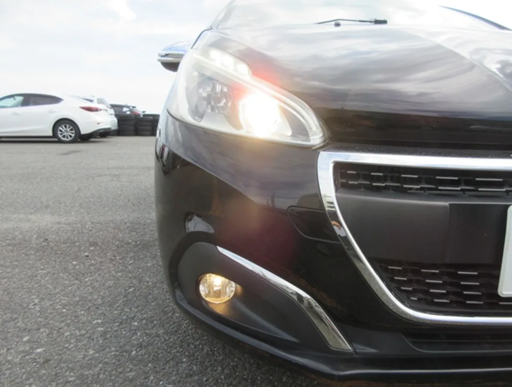 PEUGEOT 208 ALLURE - PRG Motors Ltd
