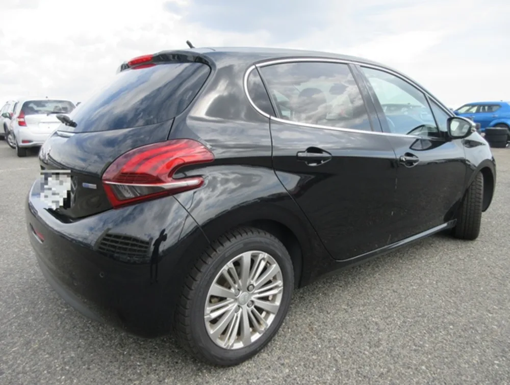 PEUGEOT 208 ALLURE - PRG Motors Ltd