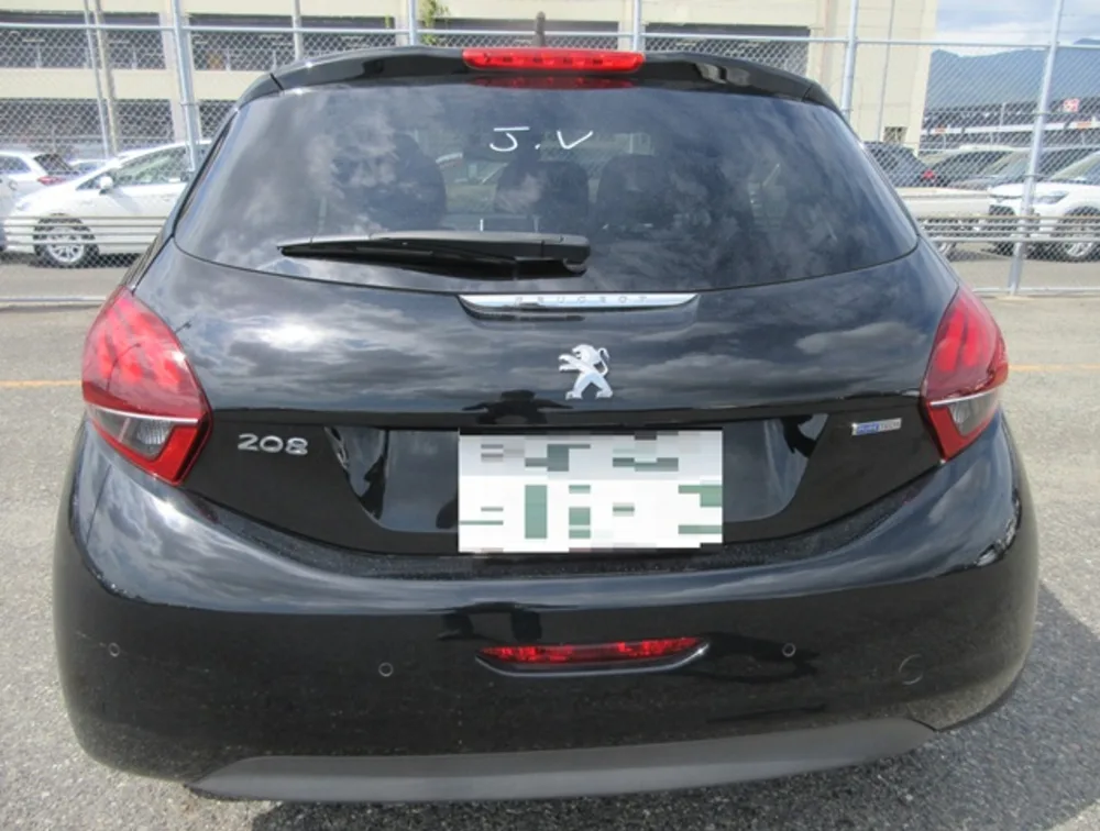 PEUGEOT 208 ALLURE - PRG Motors Ltd